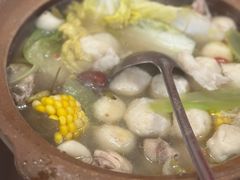 石橄榄煲鸡-洪大厨鸡煲(福田店)