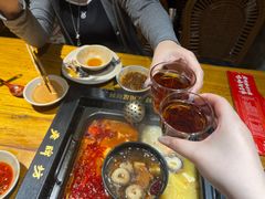 -老牌坊云南鱼豆花火锅(爱建店)