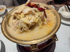 大骨头炖酸菜-关东小磨东北菜(漕河泾印象城店)