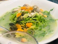 -九號渔港·蒸汽海鲜·粤菜茶点(八卦岭店)