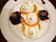 -Pancakes on the rocks(Darling Harbour)