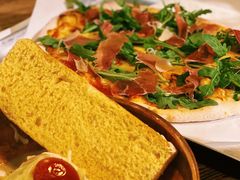 -I HOLIC艾豪丽披萨(KKone店)