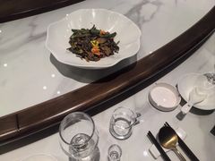 -梅花香里大酒店(郁金香路店)