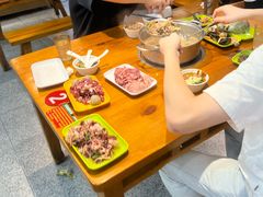 -养牛邓·潮汕牛肉海鲜自助火锅(广州店)