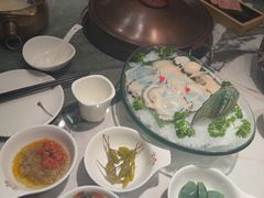 -慢丽江·云南野生菌土鸡锅(西山店)