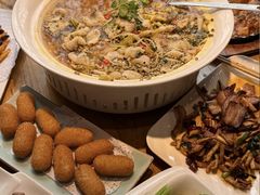 -小三峡食府(西五路店)