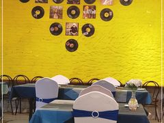 -又见马甲M8融合西餐厅(体育中心店)
