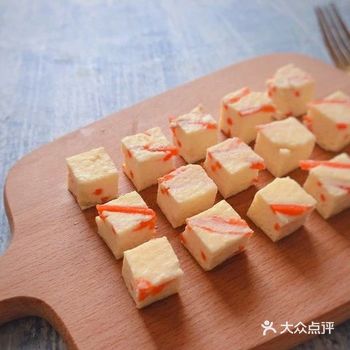食材表：  鸡蛋 / 2枚  纯牛奶 / 100ml