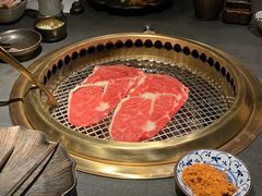 -铭牛烧肉·和牛海鲜自助(高新月牙湖店)