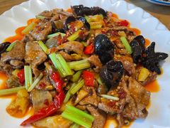 -严记小天府酸菜鱼(西四路店)