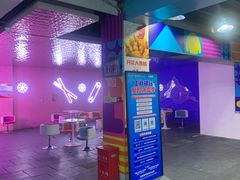 -乔波室内滑雪场