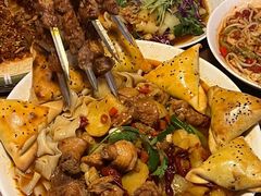 -伊带伊路新疆美食府(呼家楼店)