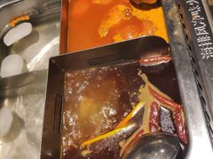 番茄锅底-海底捞火锅(长宁路龙之梦店)