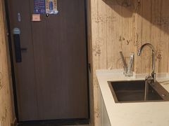 -乐嗨公寓(苏州火车站店)