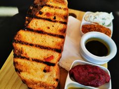 -Bully Hayes Restaurant & Bar