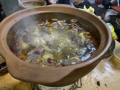 -威邵鸡煲(西华路总店)