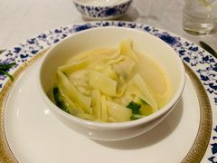 三鲜刀鱼馄饨-Yan Ting 宴庭中餐厅(上海静安瑞吉酒店)