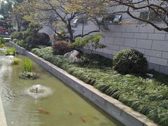 -松鹤墓园-停车场