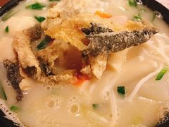 -肥汁米蘭香港米线(宁波路总店)