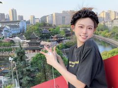 -包整·丝娃娃(甲秀楼景观店)