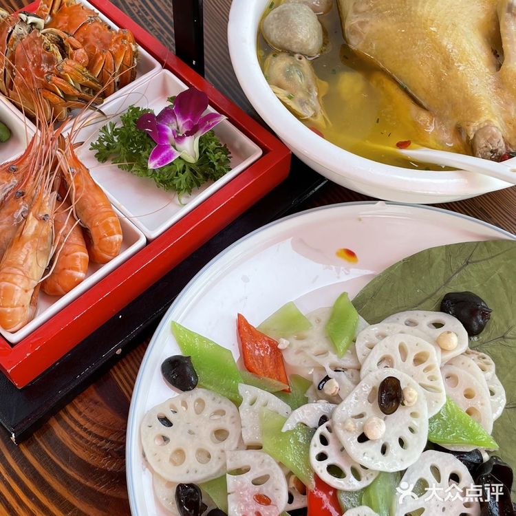 邓仙蟹舫|他家的阳澄湖大闸蟹我可以吃78910次!