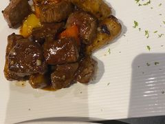 黑椒鹅肝和牛粒-RIVIERA 松鹤楼(外滩店)