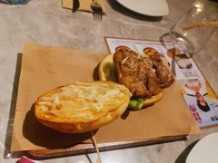 -必胜客(仲盛商城王安宇主题店)