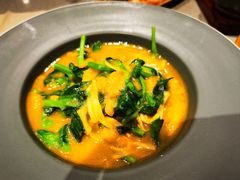 豌豆黄浸豌豆尖-半山腰·云南菜(侨福芳草地店)