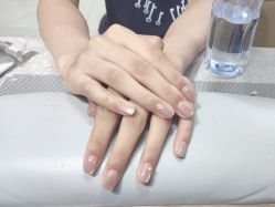 -艾珂·美甲美睫