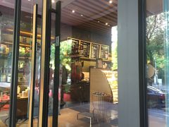 门面-星巴克(中远两湾城店)