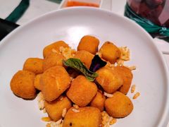 -大树餐厅(红旗街万达店)