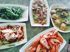 -四川小胡子海鲜(丁村万人海鲜广场店)