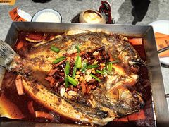 -鸣记脆皮烤鱼·海鲜烤鱼(马栏店)