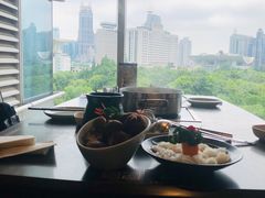 靠窗位-捞王锅物料理(上海世茂广场店)