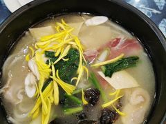 -桥香园过桥米线(国贸店)