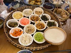 -包整·丝娃娃(一览甲秀楼风景店)