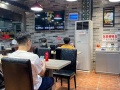 用餐区-荔银肠粉(广州天河华利路店)