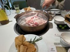 -烹然四季椰子鸡火锅(姚家园万象汇店)