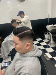 -MARTIN'S BARBER SHOP男士理发馆