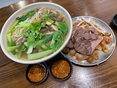 -谢大牛馆·中式卤牛排(老店)