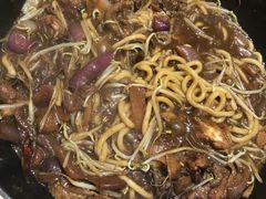 -胡须佬鸡煲四季火锅店(石厦西村直营店)