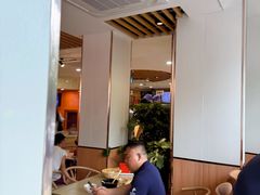 大堂-闫家驴肉老店(华电一校店)