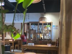 -先启半步颠.川菜.小酒馆(宝安坪洲店)