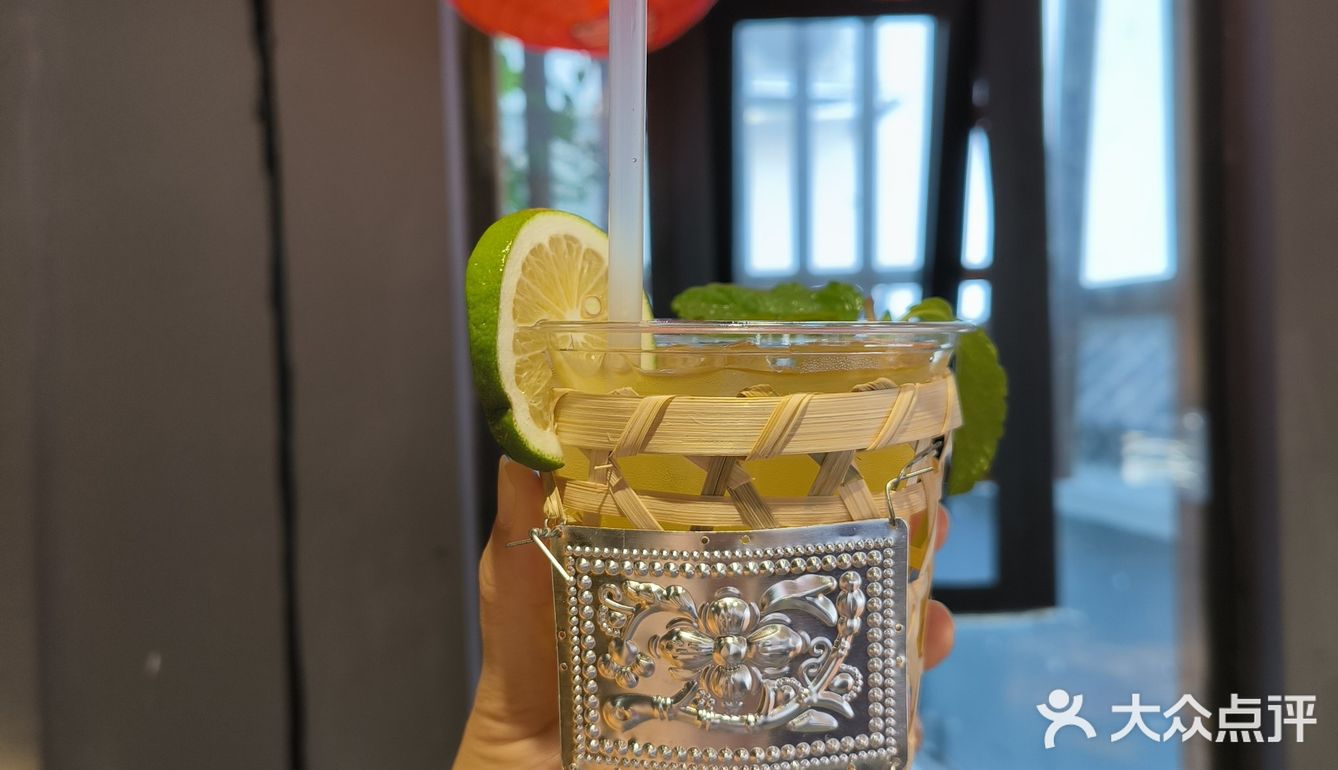 很正宗的贵州酸汤锅[色]