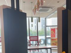 -麦当劳(普陀香溢花城店)