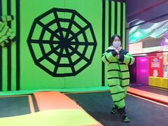 -酷跳蹦床主题公园(万胜广场店)