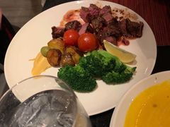 -WOLFGANG PUCK KITCHEN & BAR(迪士尼小镇店)