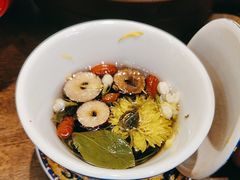 -杨记隆府重庆江湖菜(龙湖滨江天街店)