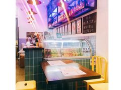 -左记港食(融科天城店)