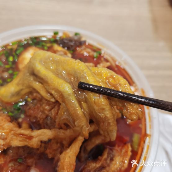 聚宝螺蛳粉(穿山东路店)
